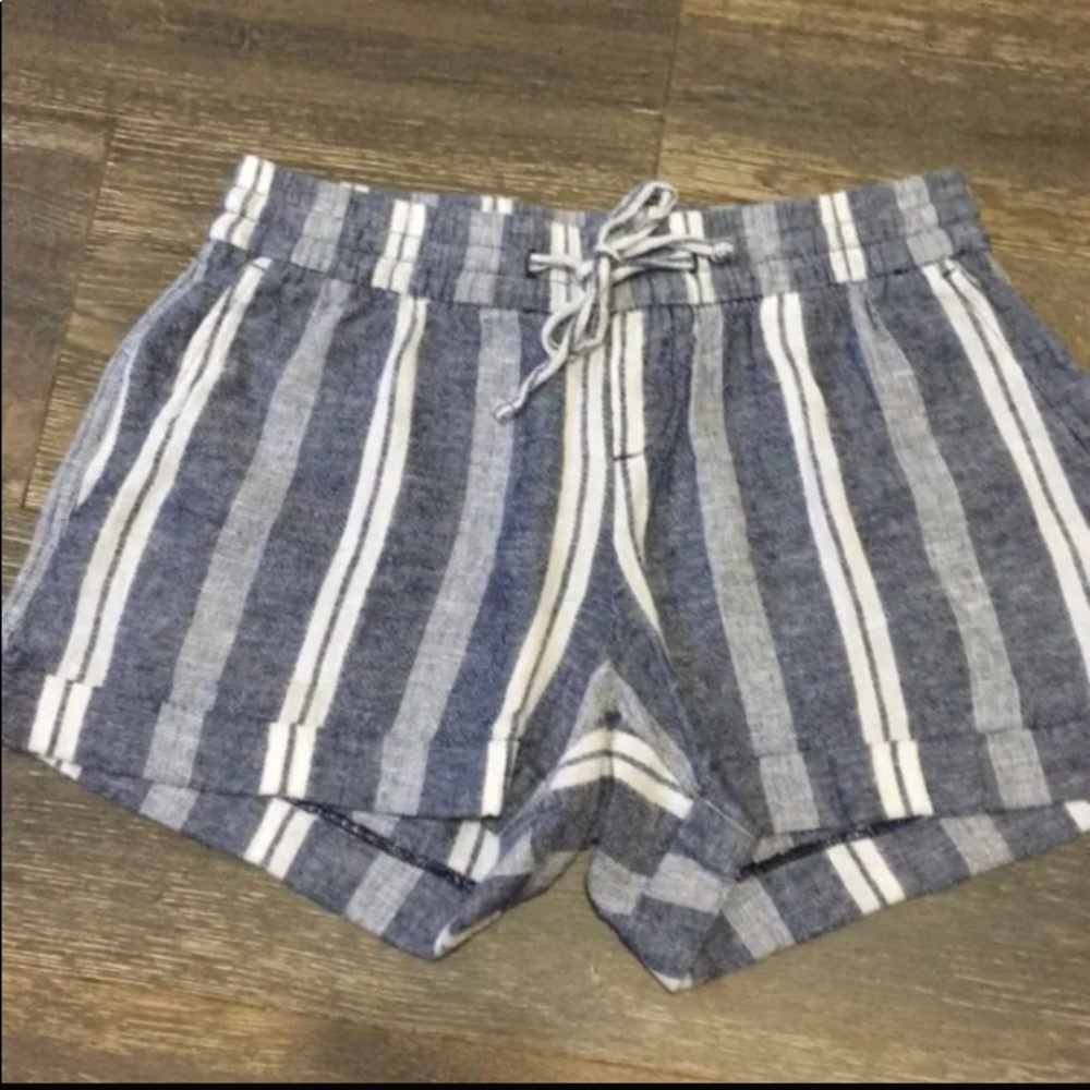 Old Navy pullon shorts
